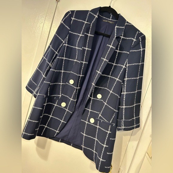 Urban Outfitters Women's Navy and White Padded Blazer (Brand New) - Picture 7 of 15